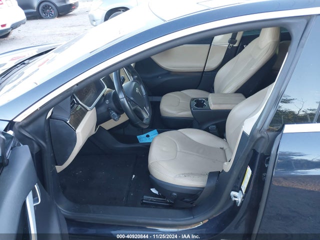2013 TESLA MODEL S 5YJSA1DN9DFP06165 Photo 4