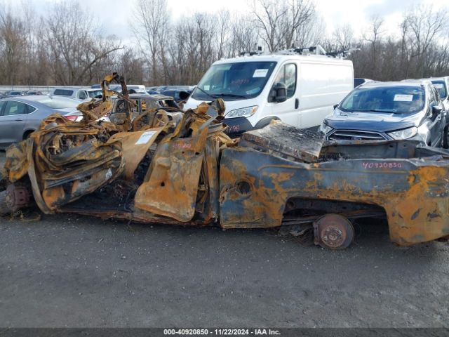 1GCVKREC5EZ220261 Chevrolet Silverado 1500 1lt