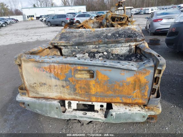 1GCVKREC5EZ220261 Chevrolet Silverado 1500 1lt