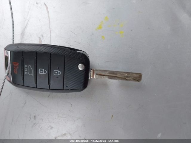 KNDJN2A25J7895723 KIA Soul