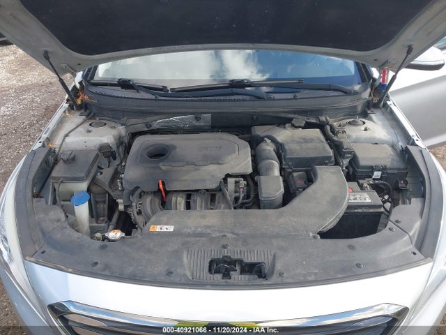 Hyundai Sonata Limited 2015 5NPE34AF5FH172964 Image 10