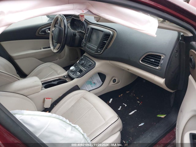 1C3CCCCG1FN565162 Chrysler 200 C
