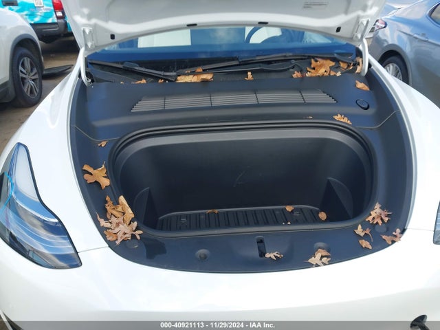 2022 TESLA MODEL Y 7SAYGAEE7NF391250 Photo 9