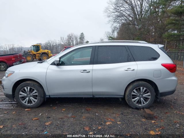 5N1DR2MM7JC666140 Nissan Pathfinder Sl