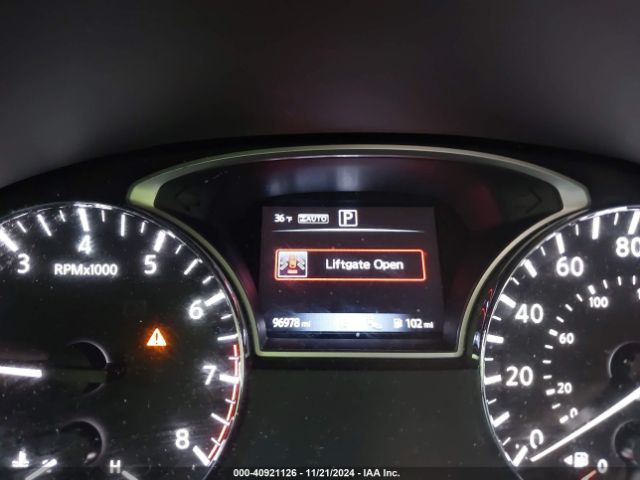 5N1DR2MM7JC666140 Nissan Pathfinder Sl