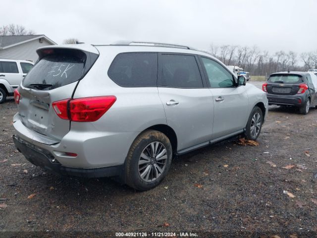 5N1DR2MM7JC666140 Nissan Pathfinder Sl