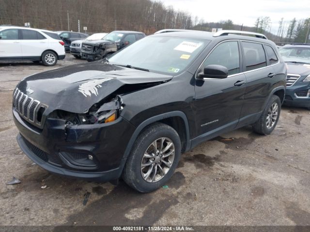 1C4PJMLBXKD338002 Jeep Cherokee Latitude Plus 4x4