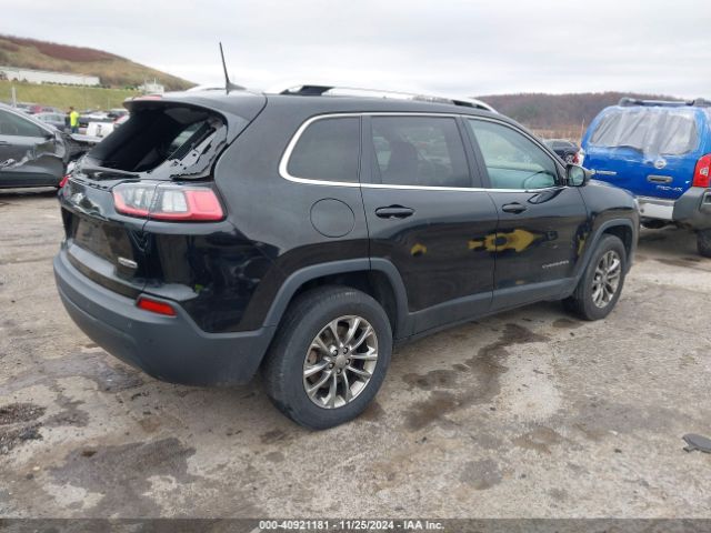 1C4PJMLBXKD338002 Jeep Cherokee Latitude Plus 4x4