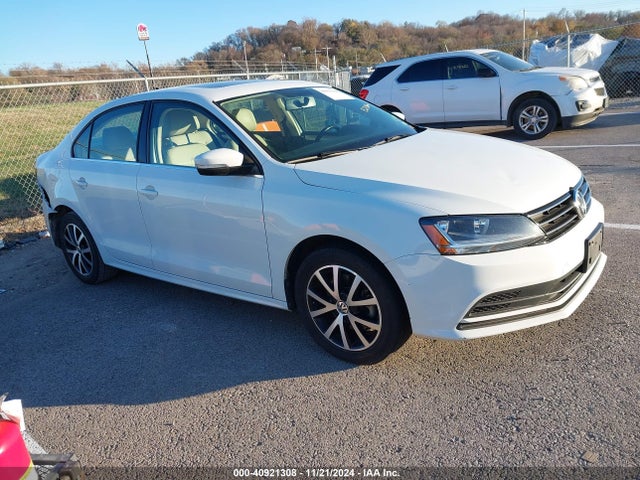 2017 3VWDB7AJ2HM311060 main image