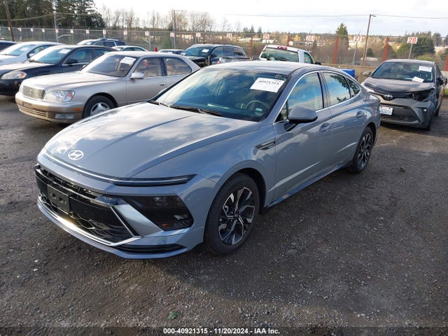 Hyundai SONATA SEL 2025 KMHL64JAXSA438687 Image 2