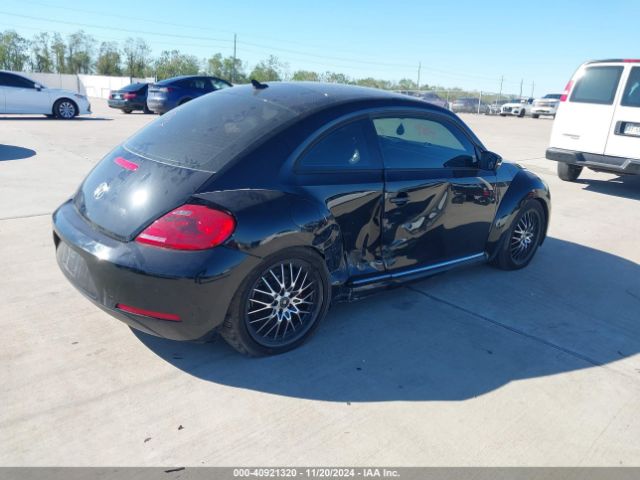 3VWJ17ATXEM636977 Volkswagen Beetle 1.8t