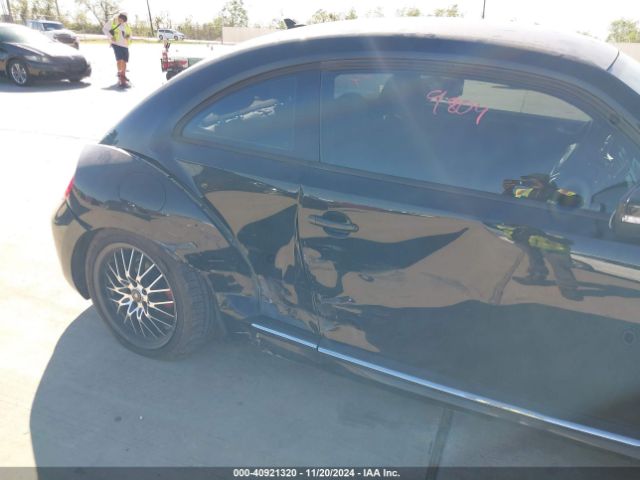 3VWJ17ATXEM636977 Volkswagen Beetle 1.8t