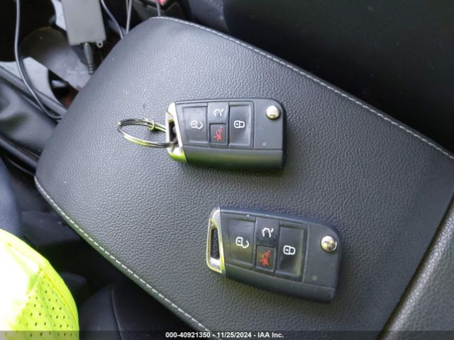 3VW217AU6HM032036 Volkswagen Golf Tsi S 4-door/tsi Se 4-door/tsi Sel 4-door/tsi Wolfsburg Edition 4-door
