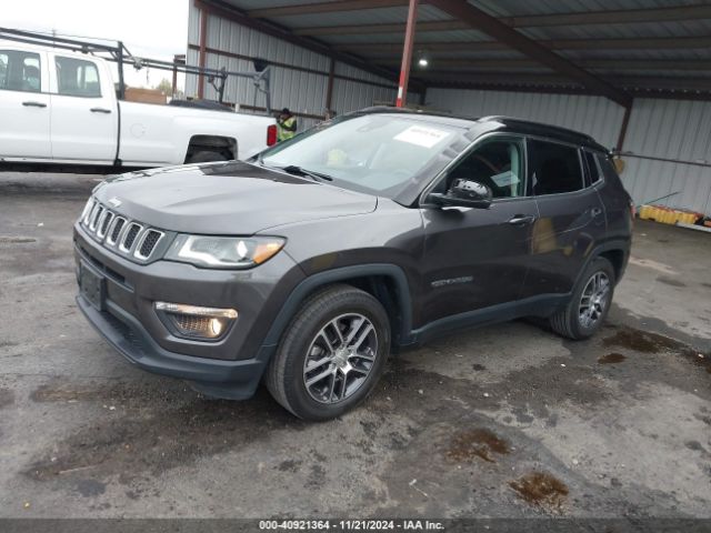 3C4NJCBB5JT211394 Jeep Compass Latitude Fwd