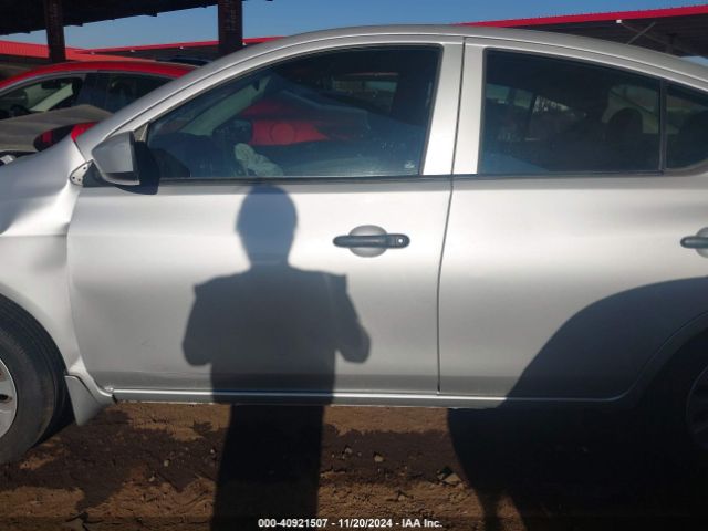 3N1CN7AP7GL861551 Nissan Versa 1.6 S+