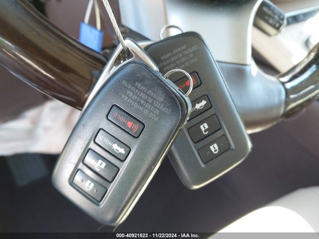 58ABK1GG5GU025589 Lexus ES 350