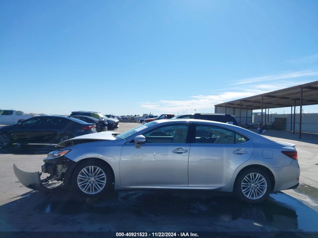 58ABK1GG5GU025589 Lexus ES 350