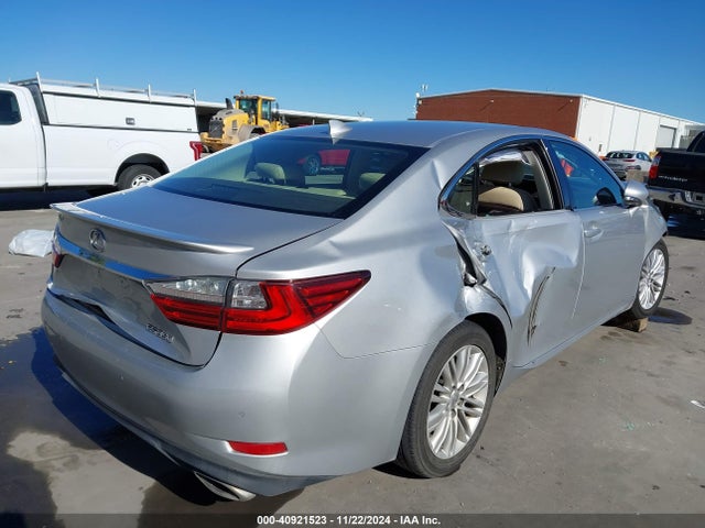 58ABK1GG5GU025589 Lexus ES 350