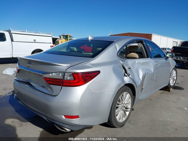 58ABK1GG5GU025589 Lexus ES 350