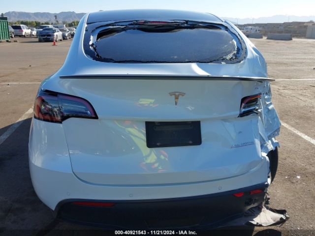 7SAYGDEF4NF452693 Tesla Model Y Performance Dual Motor All-wheel Drive