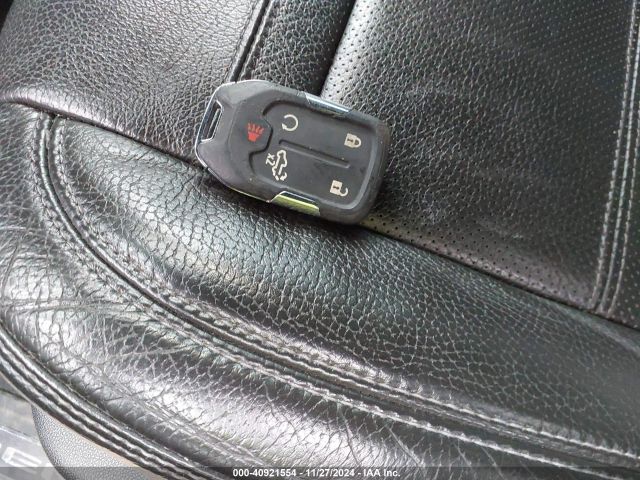 3GTU9FEL0LG344764 GMC Sierra 1500 4wd  Short Box Denali