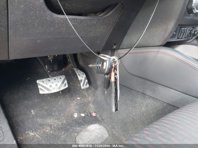 JA4AR3AU1JU009680 Mitsubishi Outlander Sport 2.0 Le