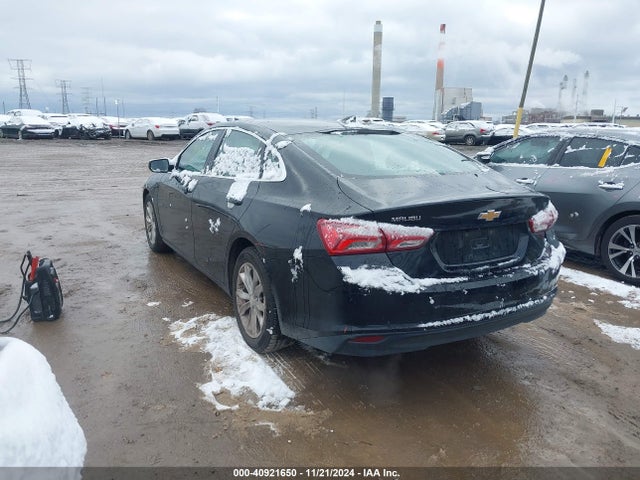 1G1ZD5ST5KF163056 Chevrolet MALIBU LT