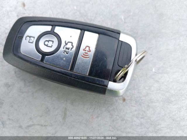 3FA6P0HD9KR229945 Ford FUSION SE