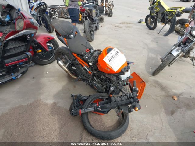 2022 KTM 390 MD2JYJ406NC210891