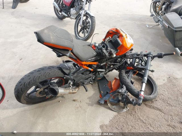 2022 KTM 390 MD2JYJ406NC210891 Photo 3