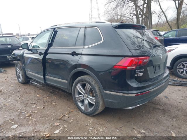 3VV2B7AX7MM100589 Volkswagen Tiguan 2.0t Se/2.0t Se R-line Black/2.0t Sel