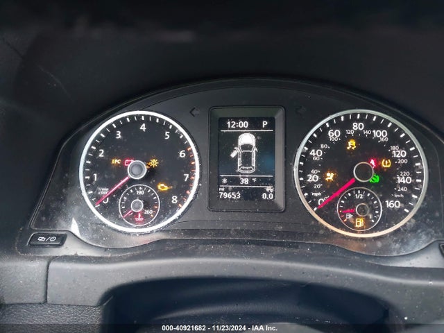 WVGBV7AX7HK011765 Volkswagen Tiguan 2.0t/s