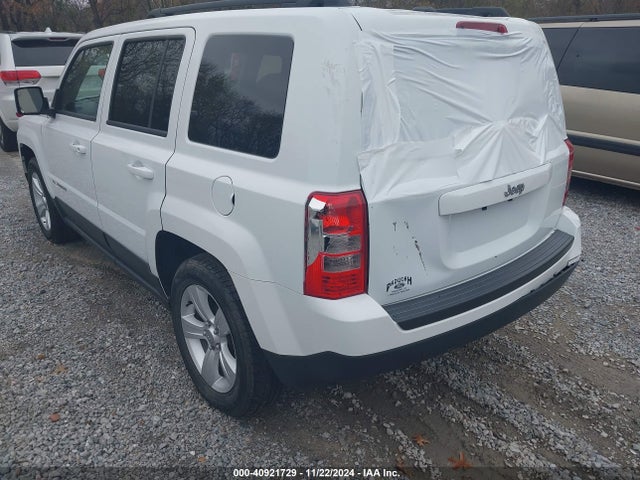 1C4NJPBB6FD367738 Jeep Patriot Sport