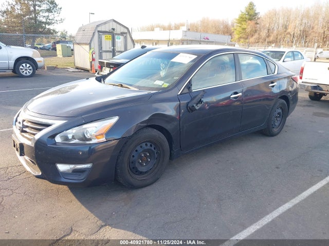 Nissan Altima 2.5 S 2014 1N4AL3AP1EC325115 Image 2