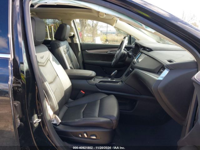 1GYKNDRS1KZ259272 Cadillac XT5 LUXURY