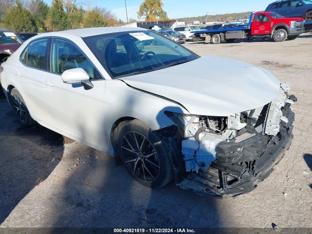 Toyota CAMRY SE 2022 4T1G11AK3NU063610 Image 1
