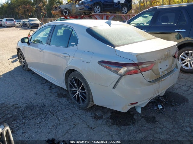 Toyota CAMRY SE 2022 4T1G11AK3NU063610 Image 3