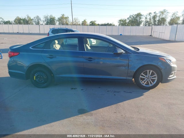 5NPE24AF7GH403982 Hyundai SONATA SE
