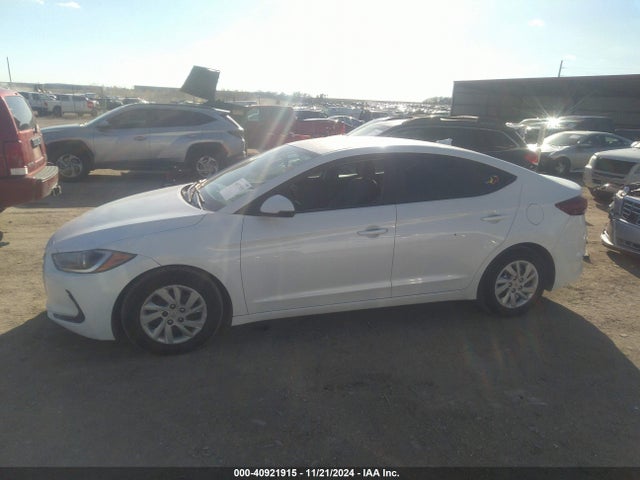 Hyundai ELANTRA SE 2017 5NPD74LF9HH204704 Image 14