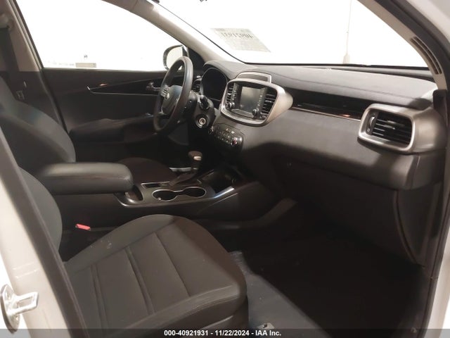 5XYPGDA36KG542596 KIA Sorento 2.4l Lx