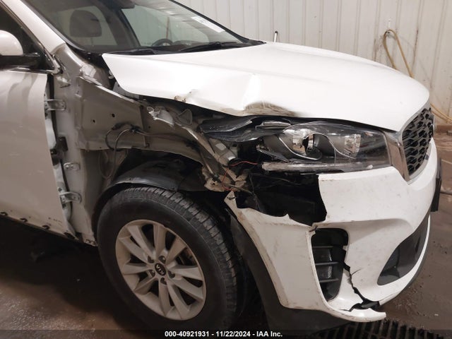 5XYPGDA36KG542596 KIA Sorento 2.4l Lx