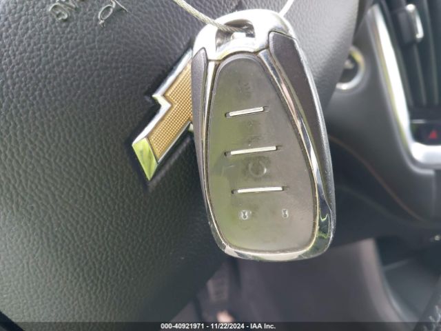 1GNEVGKW8JJ101954 Chevrolet Traverse 1lt