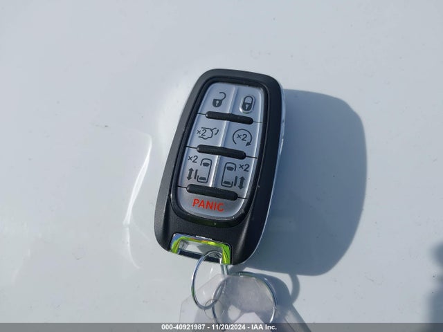 Chrysler Pacifica Hybrid S Appearance Pkg 2024 2C4RC1S72RR112204 Image 11