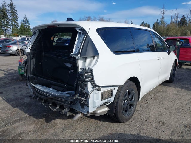 Chrysler Pacifica Hybrid S Appearance Pkg 2024 2C4RC1S72RR112204 Image 4