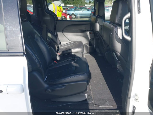 Chrysler Pacifica Hybrid S Appearance Pkg 2024 2C4RC1S72RR112204 Image 8