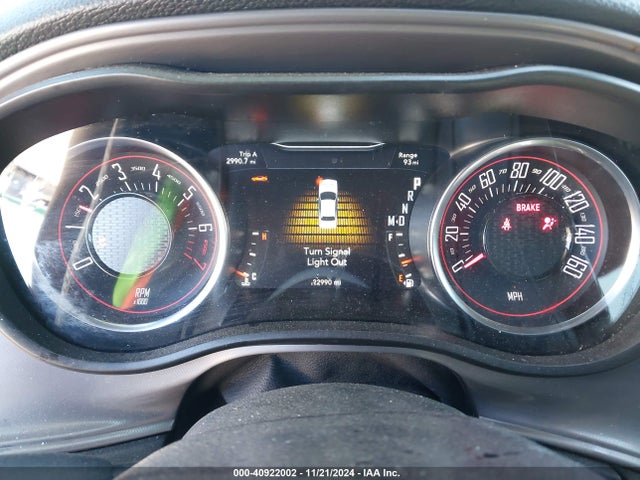 Продаж на аукціоні авто 2023 Dodge Challenger Sxt, vin: 2C3CDZAG4PH652941, номер лоту: 40922002