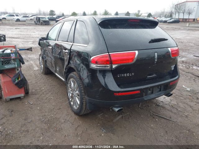 2LMDJ8JK7EBL07295 Lincoln MKX