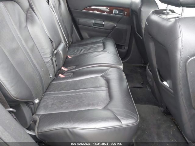 2LMDJ8JK7EBL07295 Lincoln MKX