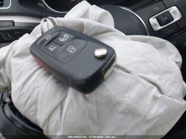 1VWGT7A37HC080282 Volkswagen Passat 1.8t Se