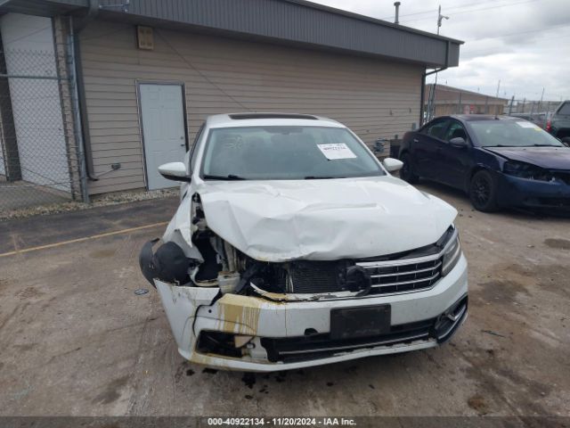 1VWGT7A37HC080282 Volkswagen Passat 1.8t Se